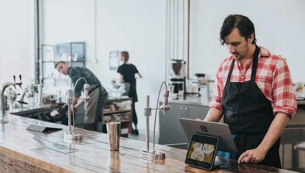 Digital coupons on mobile phone for restaurant