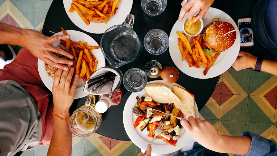 American restaurant using a branded loyalty app on smartphone